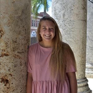 Meet your Posher, Isabel